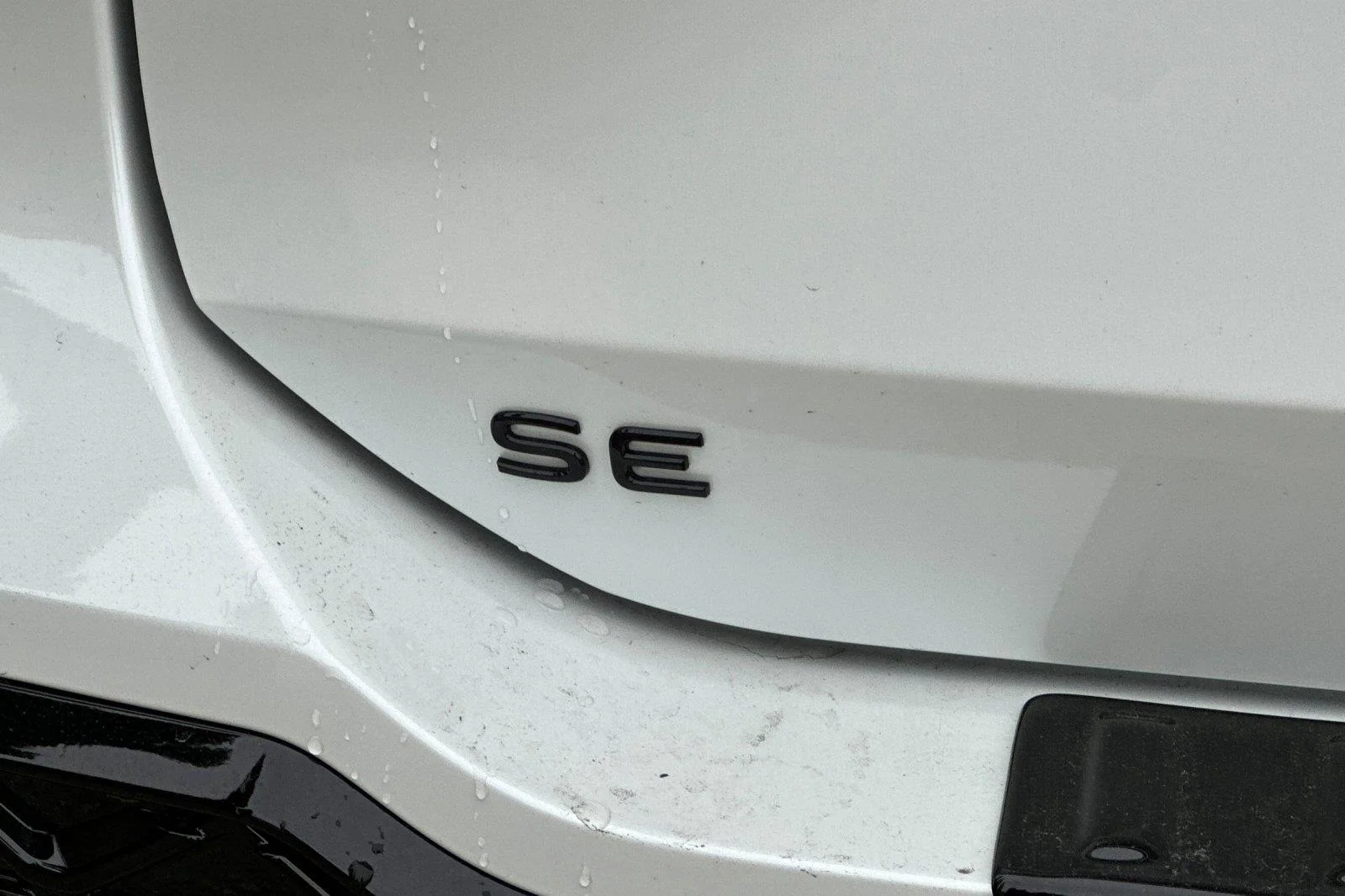 New 2026 Opal White Pearl Volkswagen SE R-Line Black image 25