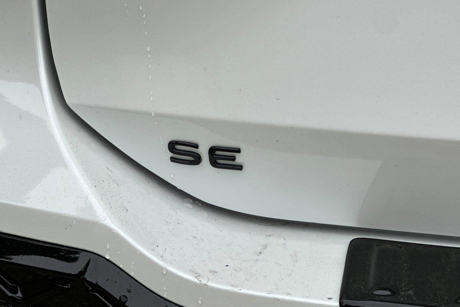 New 2026 Opal White Pearl Volkswagen SE R-Line Black image 25