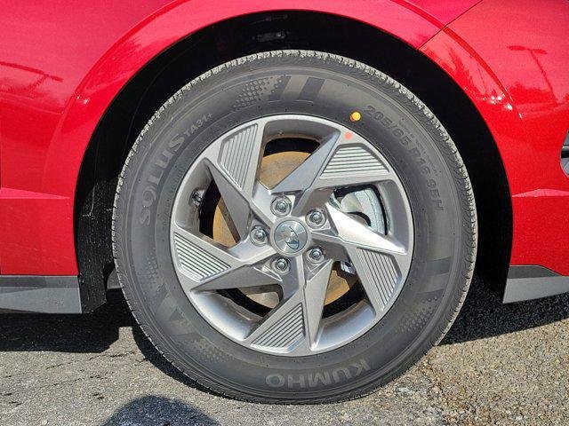 New 2026 Ultimate Red Hyundai SE image 5