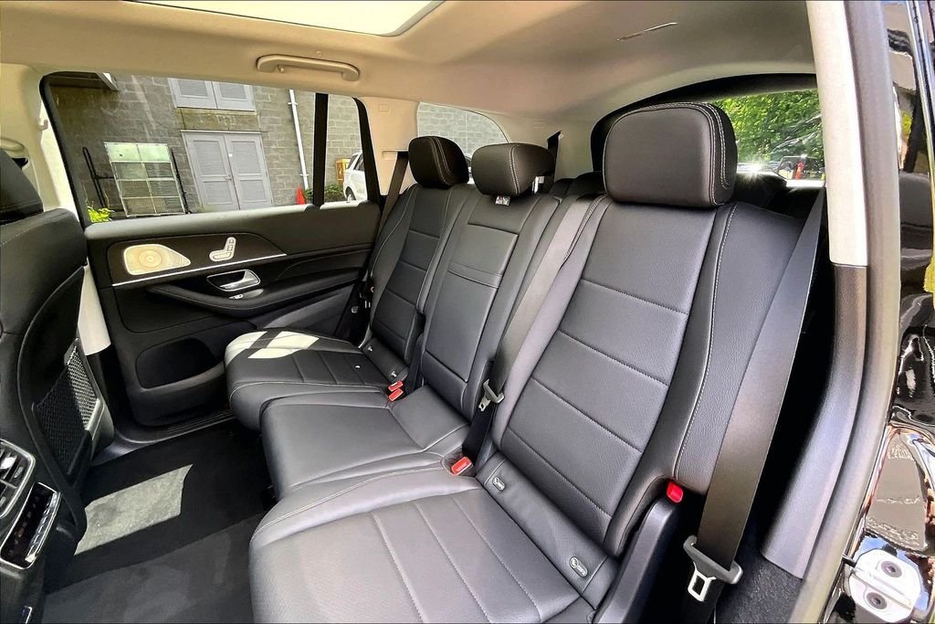 New 2026 Black Mercedes-Benz GLS 450 image 9