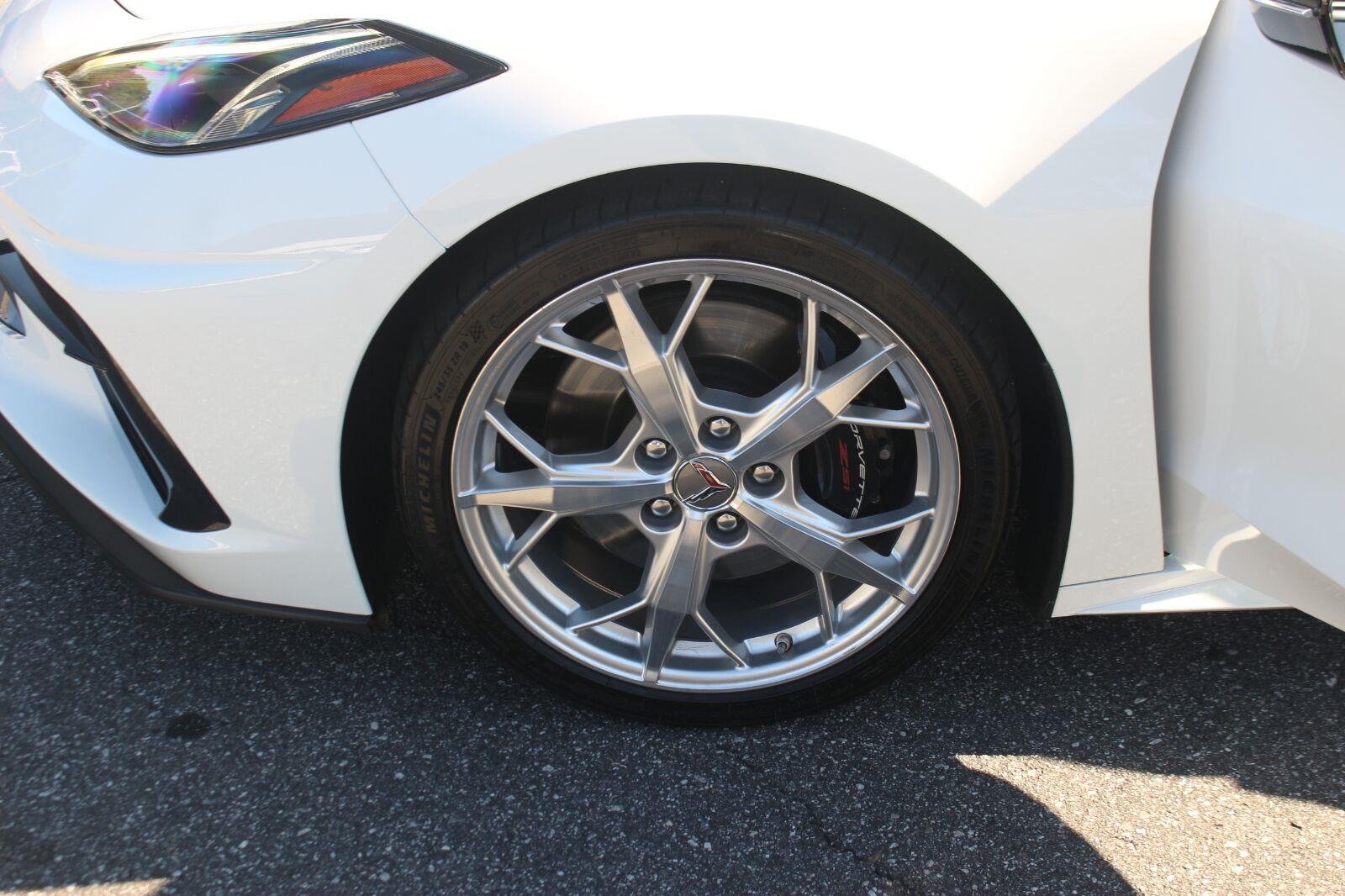 Used 2020 ARCTIC WHITE Chevrolet 2LT image 36