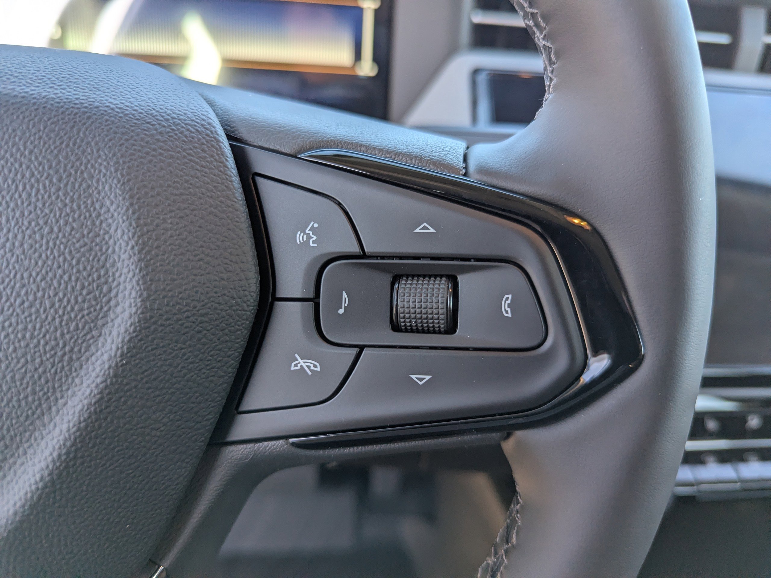 2027 Chevrolet Bolt RS - Photo 14