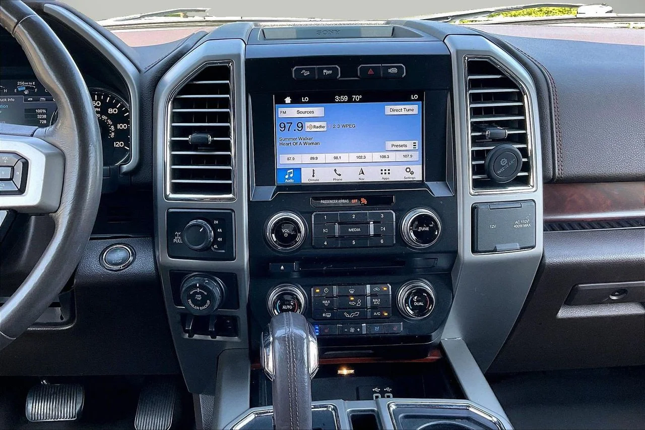 Used 2016 White Ford King Ranch image 13
