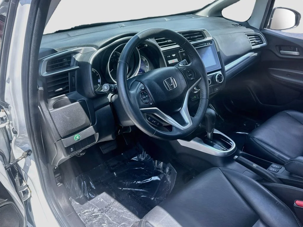 Used 2016 White Honda EX-L image 9