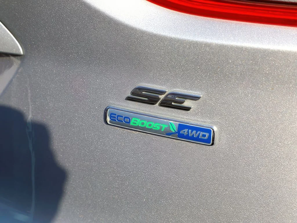 Used 2016 Ingot Silver Ford SE image 13