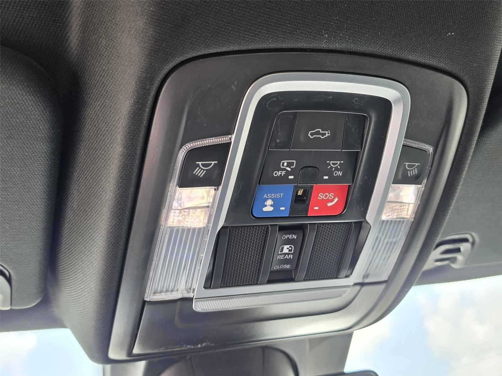 Used 2023 Bright White Clearcoat Ram Limited image 29