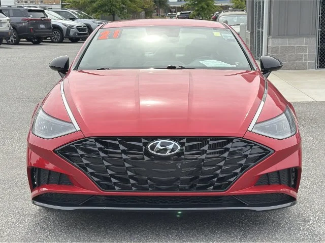 Used 2021 Red Hyundai SEL Plus image 16