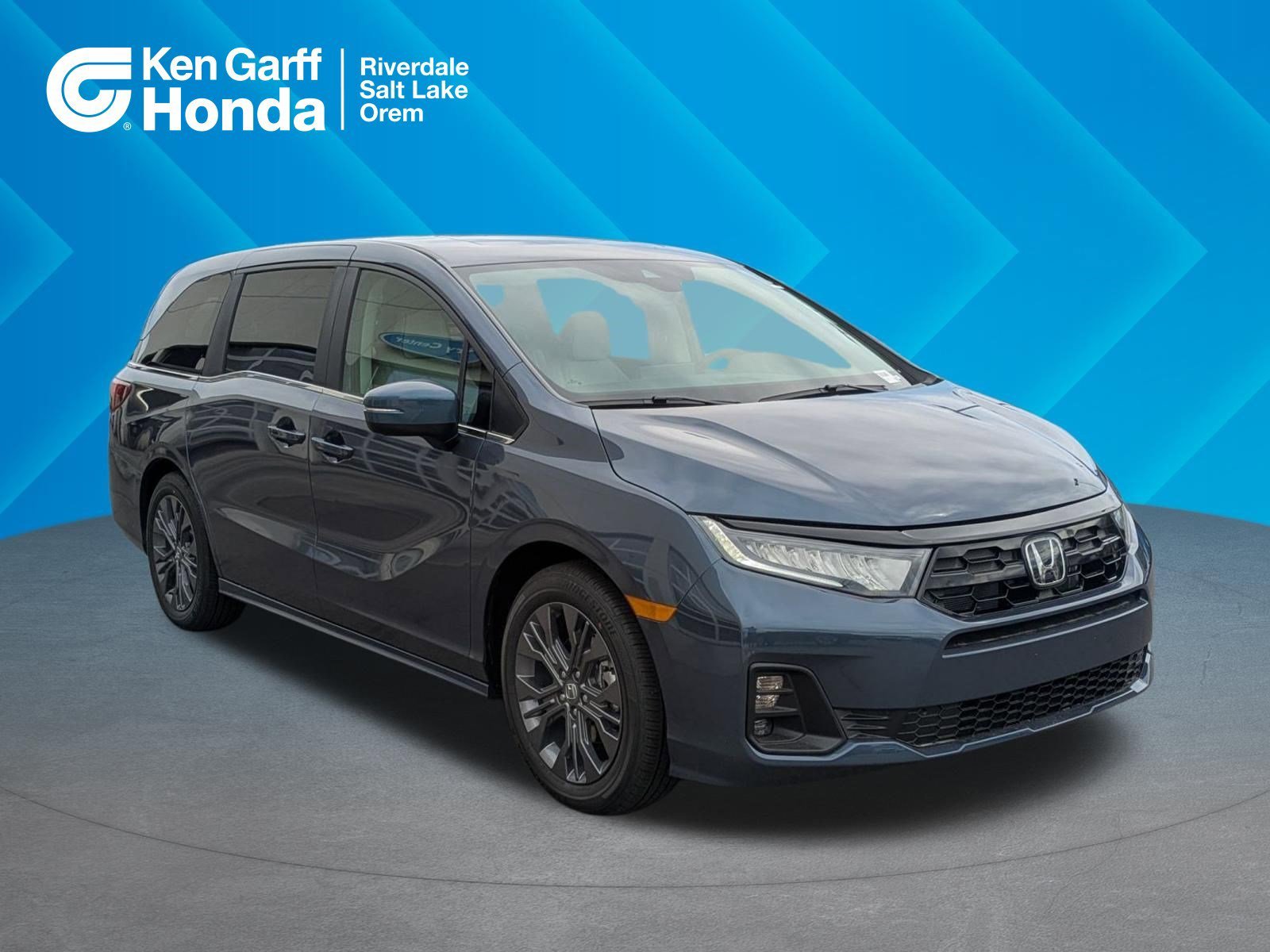 2026 Honda Odyssey Touring's photo