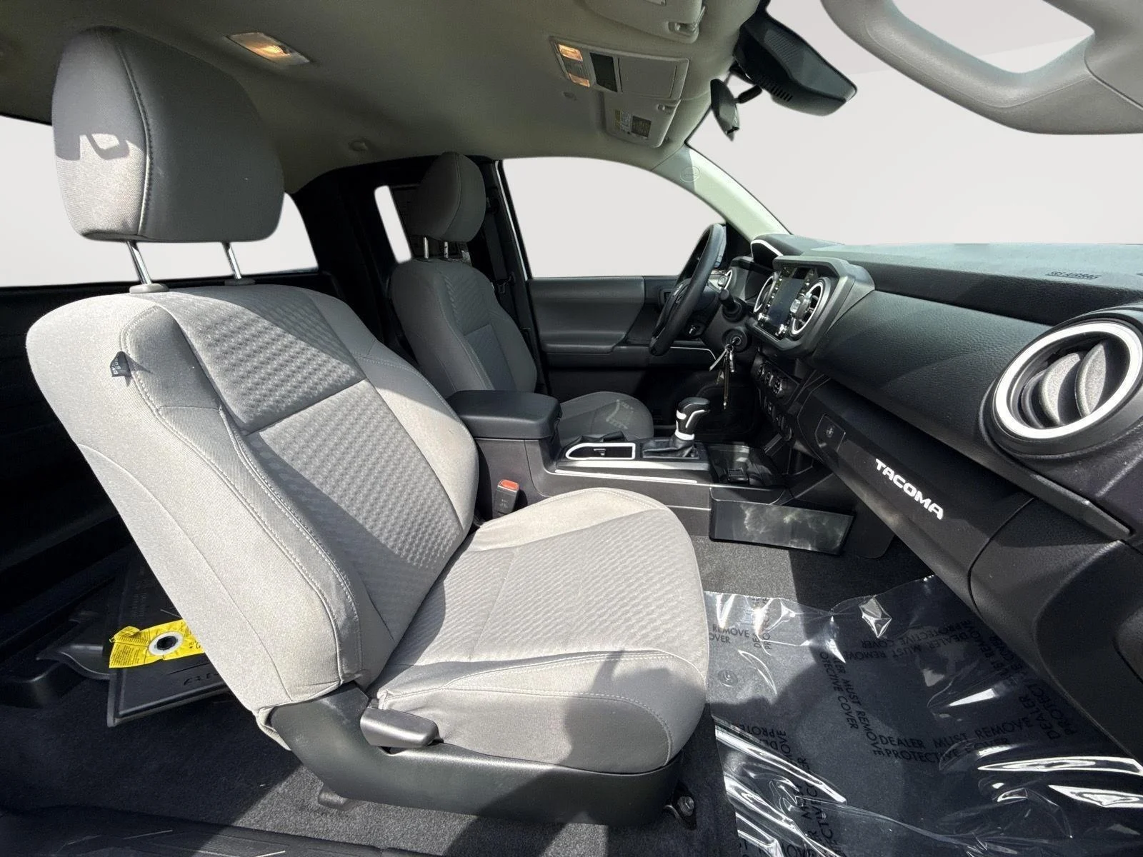 Certified Used 2022 White Toyota SR image 22