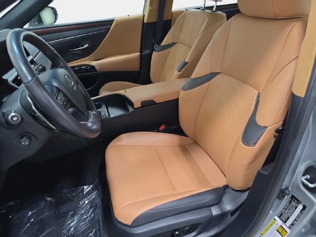 Used 2023 Iridium Lexus 350 image 13