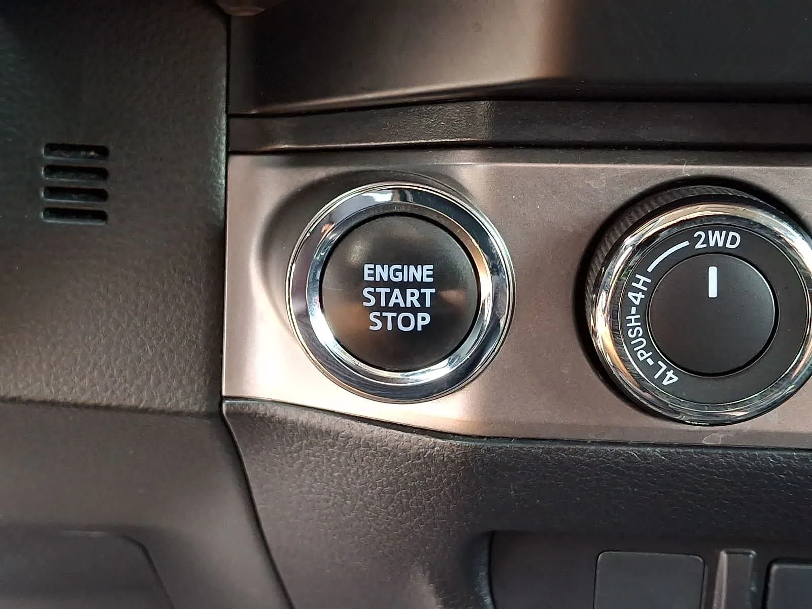 Certified Used 2023 Ice Cap Toyota SR5 image 27