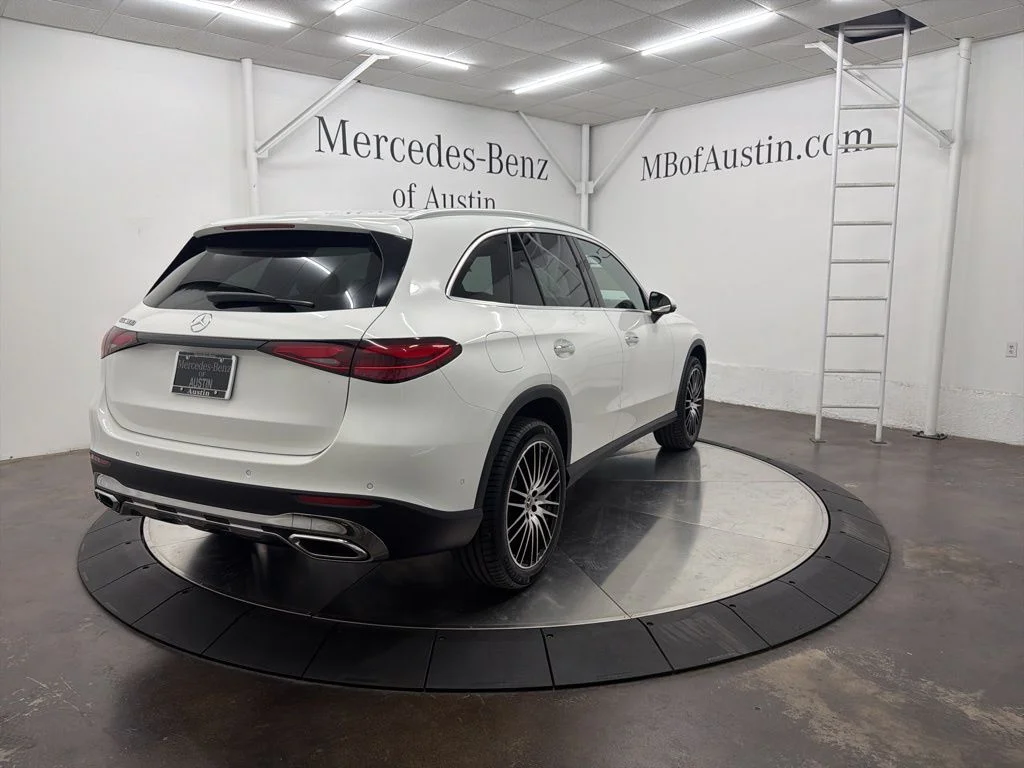 Used 2026 White Mercedes-Benz GLC 300 image 7