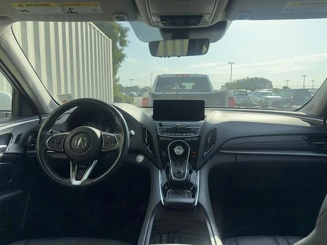 Used 2021 Platinum White Pearl Acura Base image 3