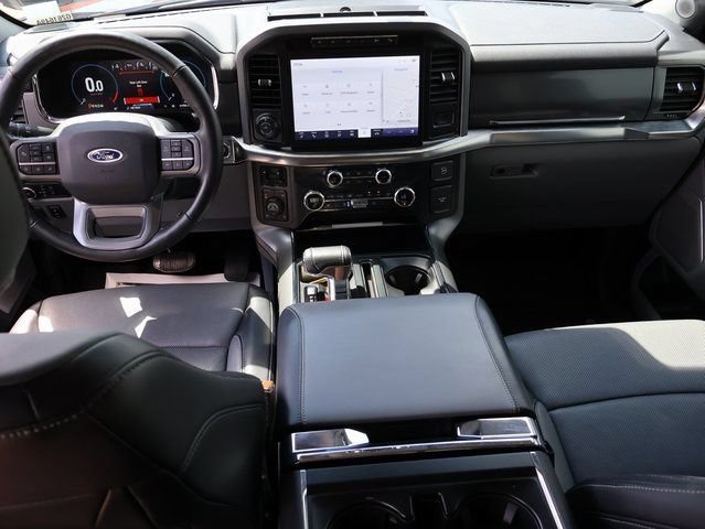 Used 2021 Black Ford LARIAT image 17