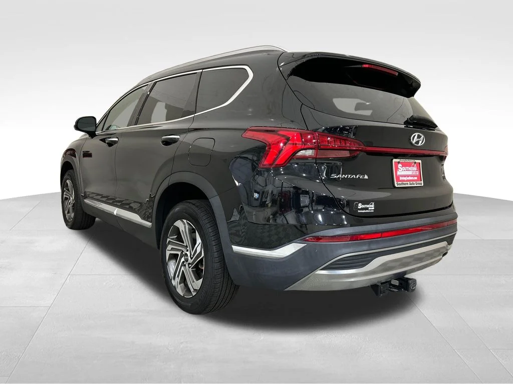 Used 2023 Black Hyundai SEL image 3