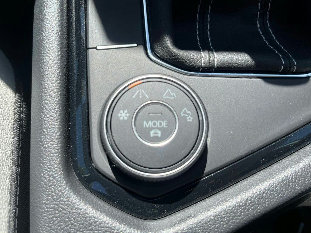 New 2026 White Volkswagen 1.5T SE image 15