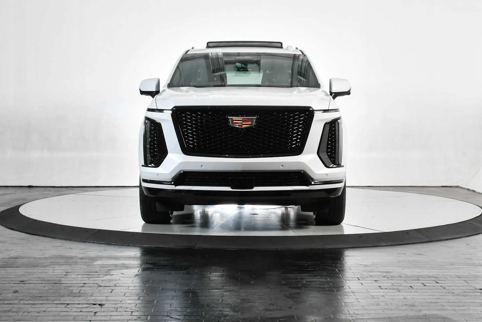 Used 2026 Vibrant White Tricoat Cadillac 4WD Sport image 9