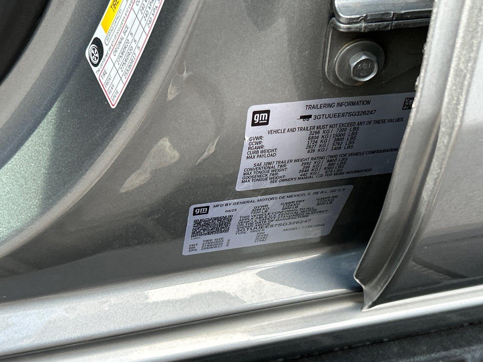 Certified Used 2025 Sterling Metallic GMC AT4 image 13