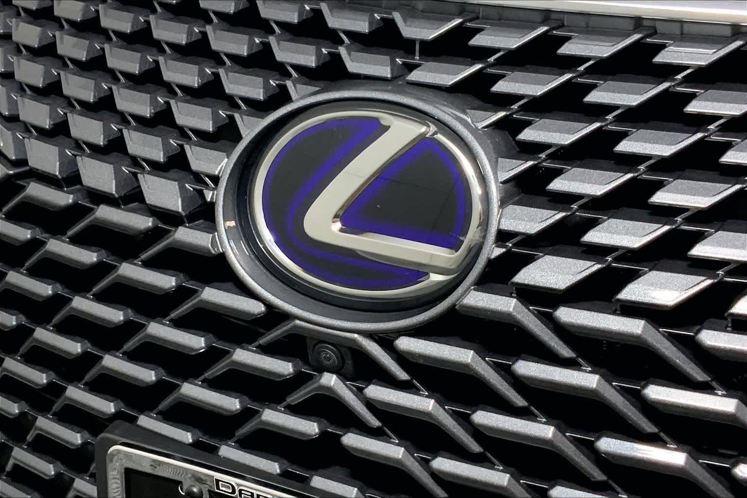 Certified Used 2021 Eminent White Pearl Lexus  image 30