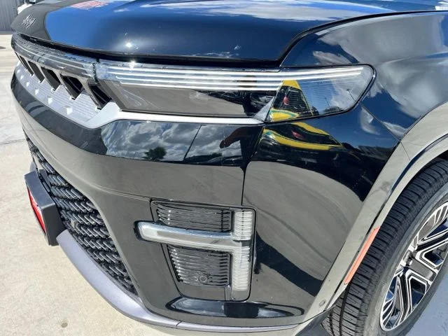 New 2026 High Gloss Black Exterior Paint Jeep  image 13