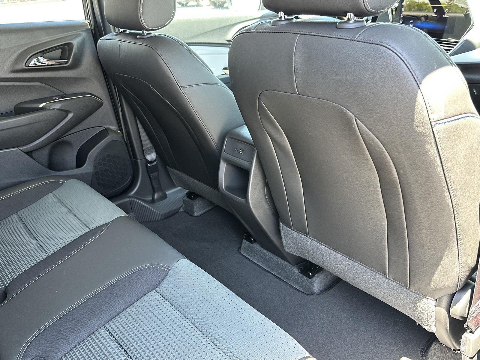 2026 Chevrolet Trax LT - Photo 40
