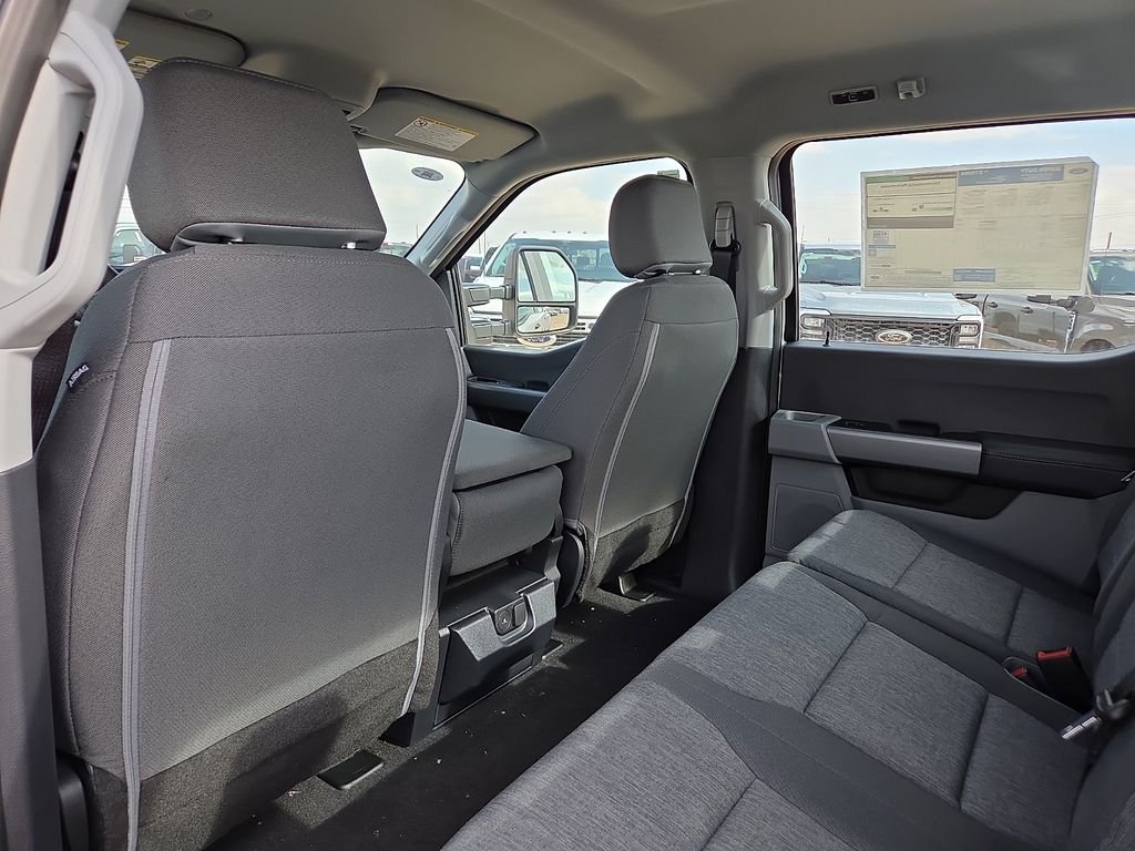 New 2026 Oxford White Ford F-350® XL image 16