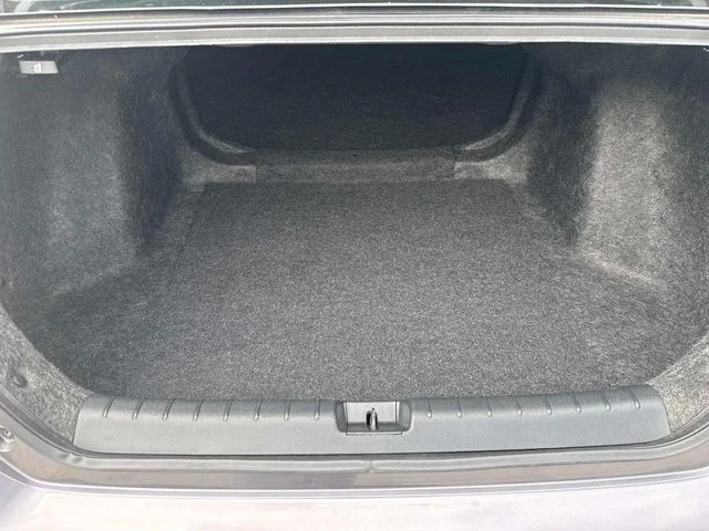 Used 2017  Honda LX image 17
