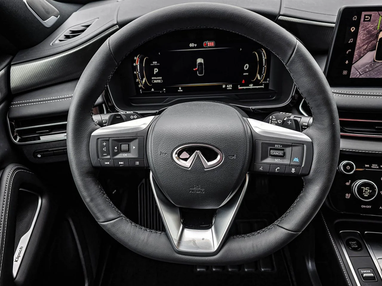 New 2027 2T RAD WHT INFINITI Sport AWD image 26