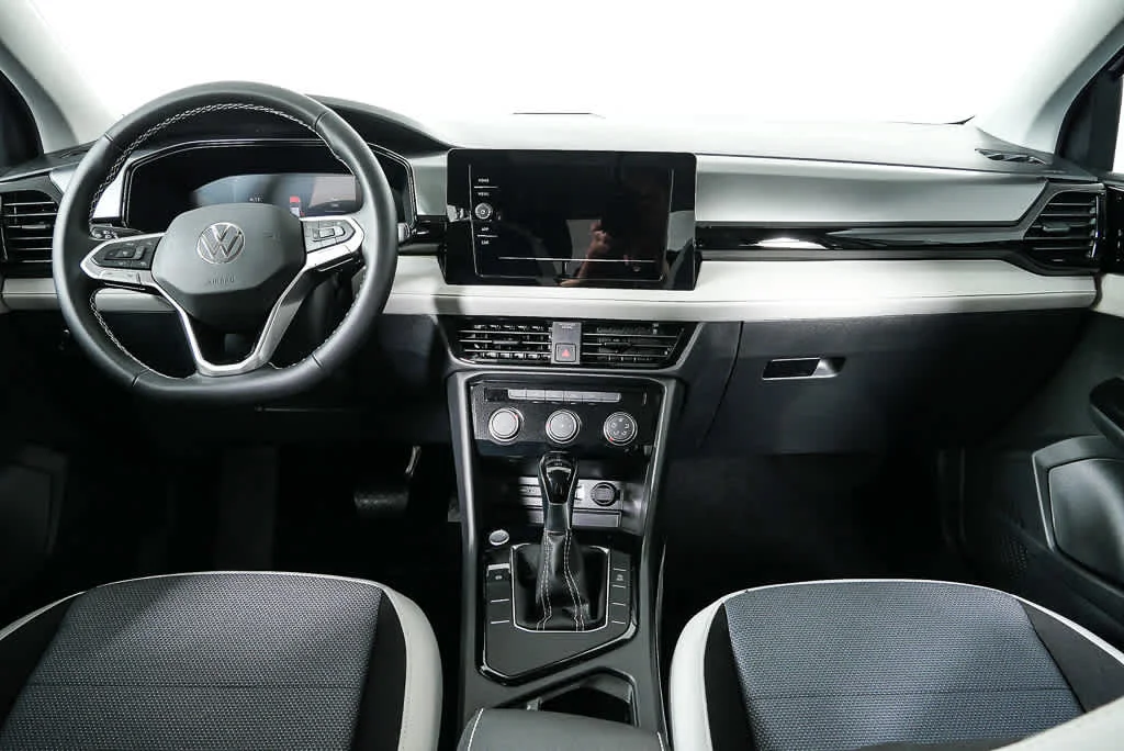 New 2026 Pure White Volkswagen S image 19