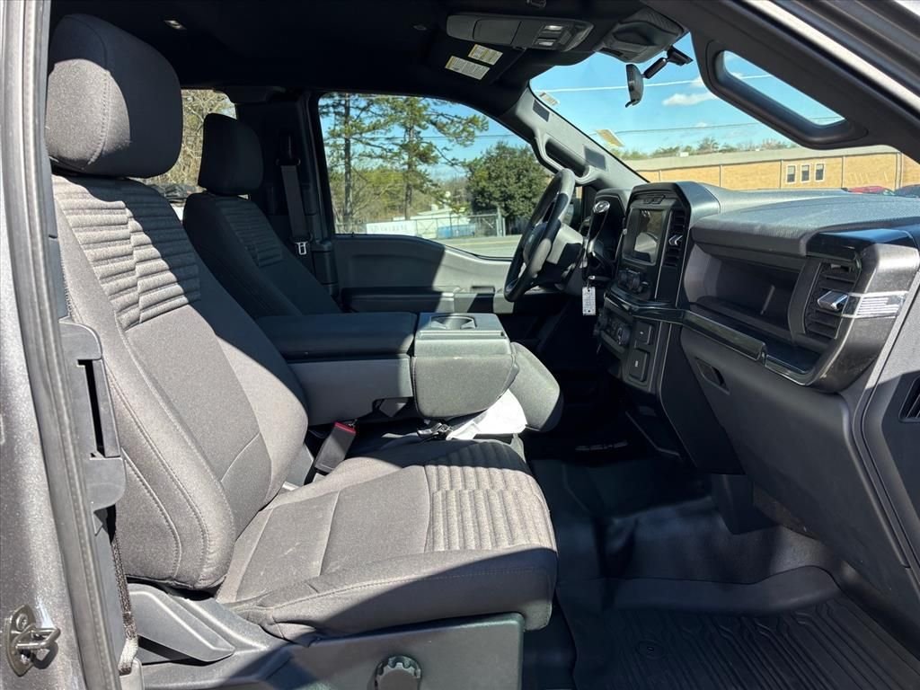 Used 2023 Gray Metallic Ford XL image 12
