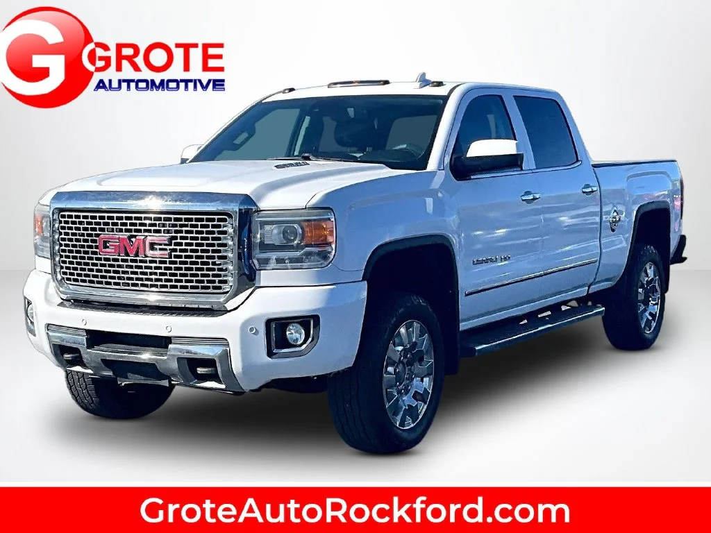 Used 2015 White GMC Denali image 1