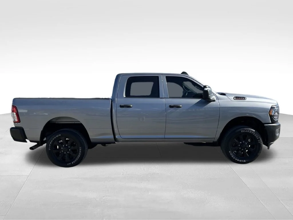 Used 2024 Silver Ram Tradesman image 4