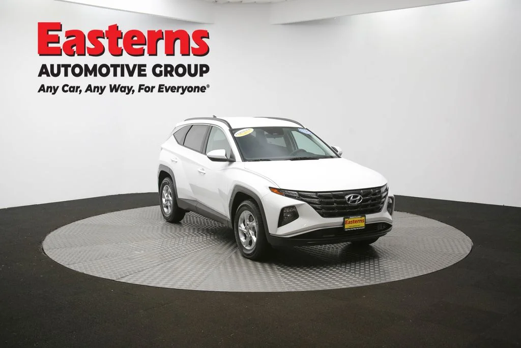 Used 2024 White Hyundai SEL image 49