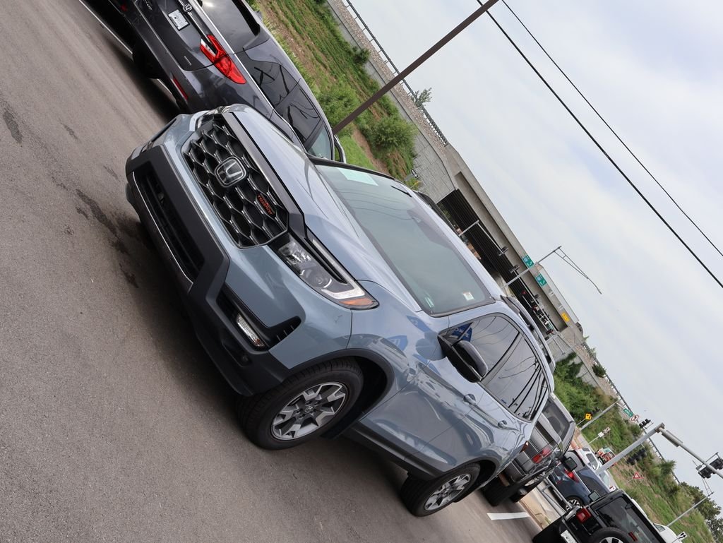 Used 2023  Honda TrailSport image 3