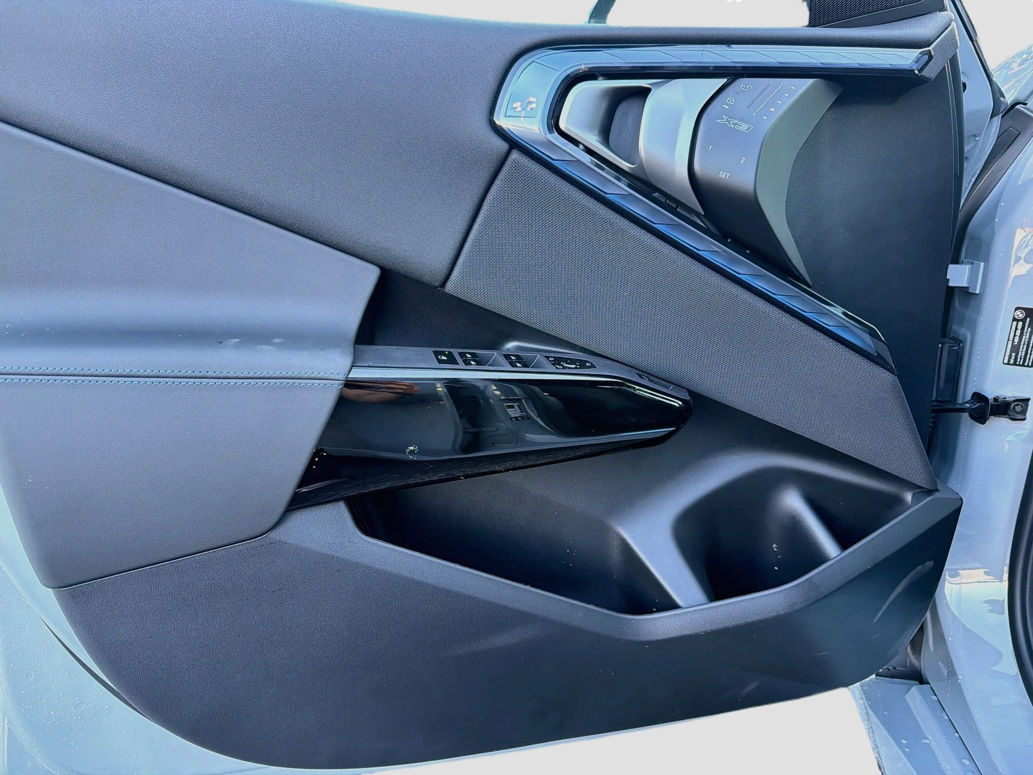 New 2026 Brooklyn Grey Metallic BMW 30 xDrive image 22