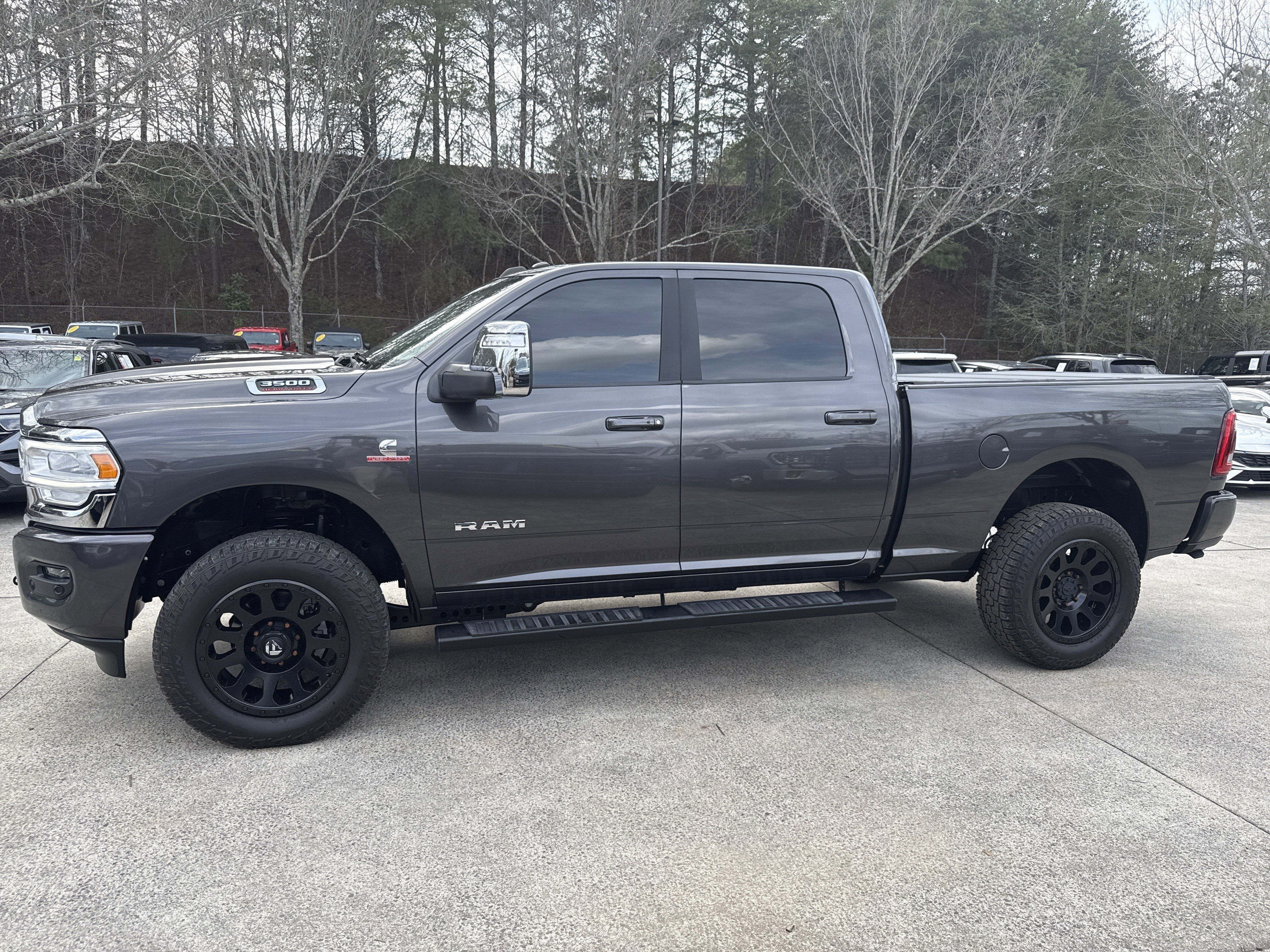 Used 2024 Granite Crystal Metallic Clearcoat Ram Laramie image 4