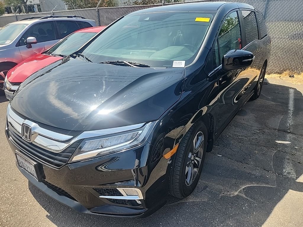 Used 2018 Black Honda Touring image 3