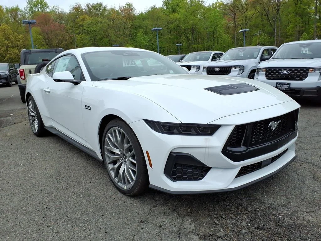 2026 Ford Mustang GT Premium Fastback's photo