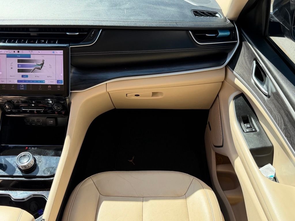 Used 2021 White Jeep Limited image 13