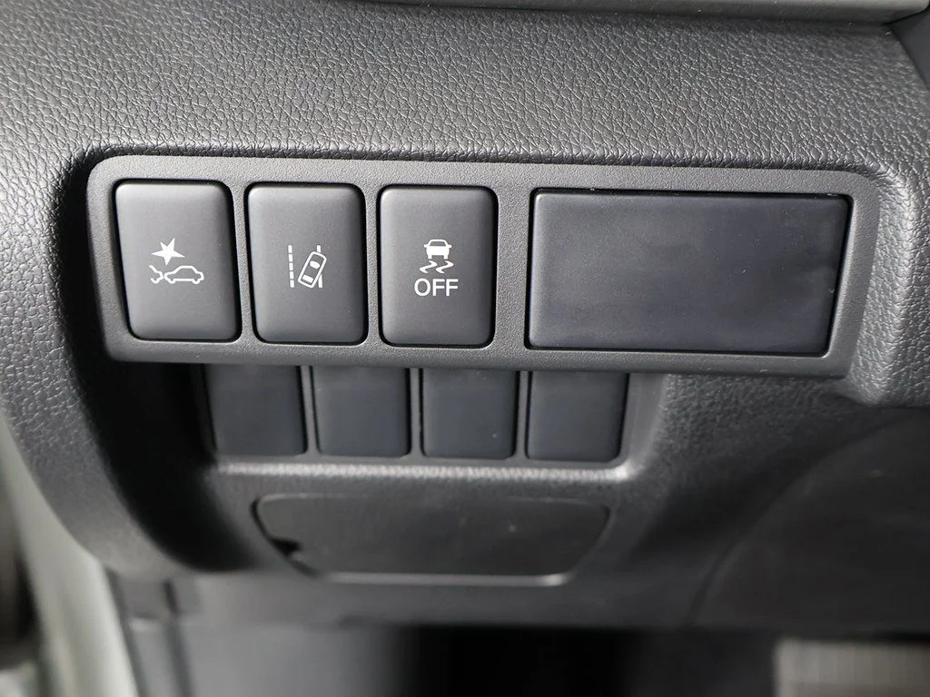 2026 Mitsubishi Eclipse Cross ES - Photo 30