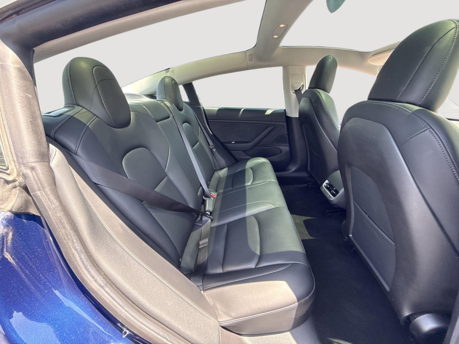Used 2020 Deep Blue Metallic Tesla Long Range image 5