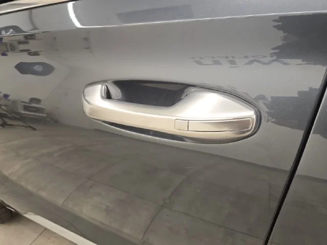Used 2020 Steel / Graphite Hyundai Limited image 21