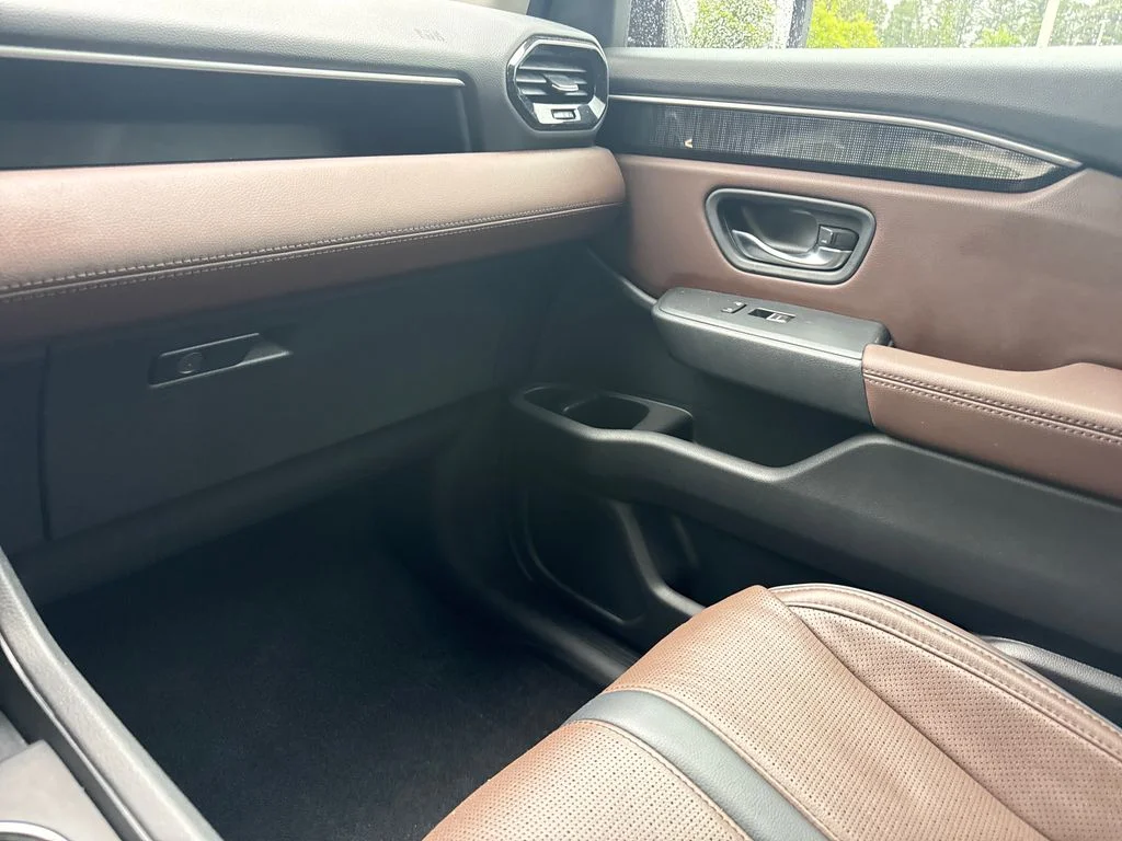 2023 Honda Pilot Elite - Photo 17