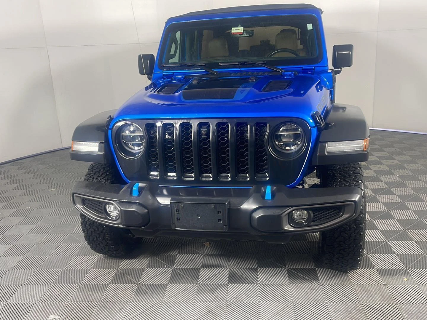 Used 2021 Hydro Blue Pearlcoat Jeep Unlimited Rubicon image 3