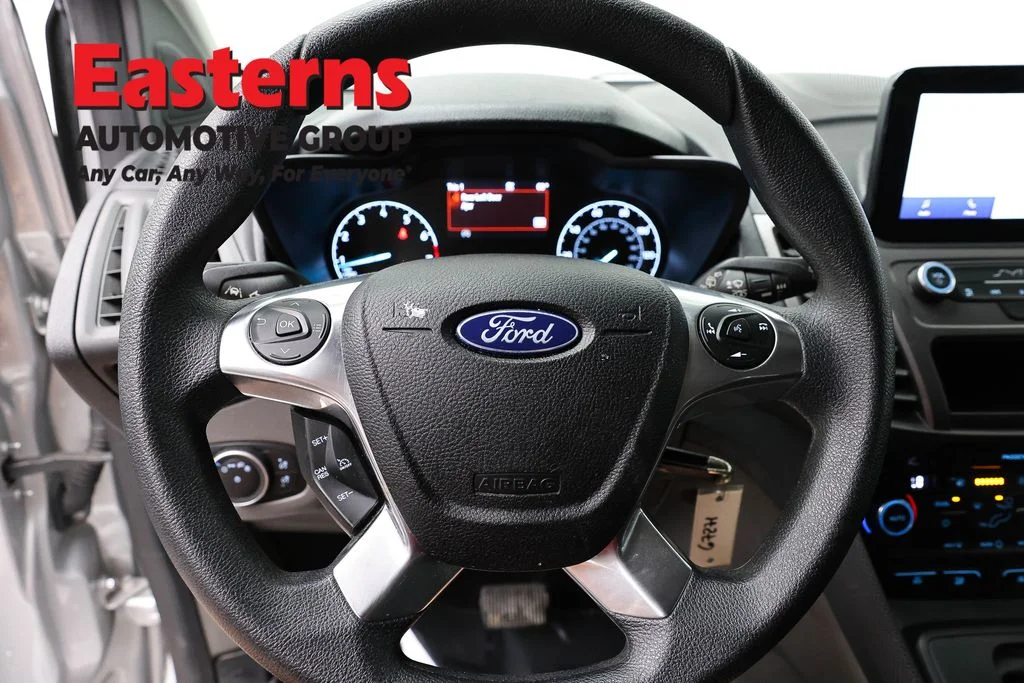 Used 2021 Silver Ford XLT image 10