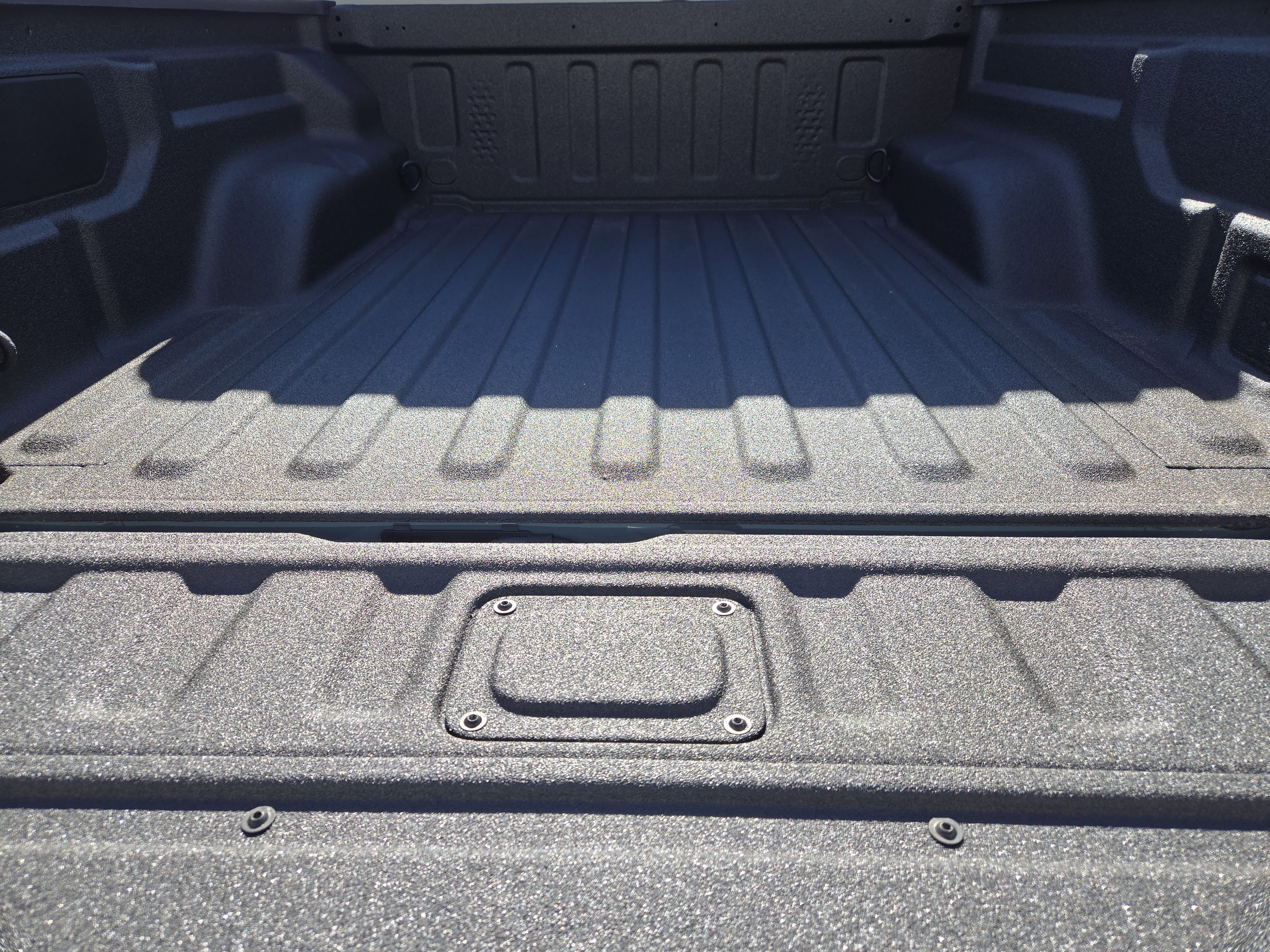 New 2026 Anvil Clear-Coat Exterior Paint Jeep Mojave X image 23