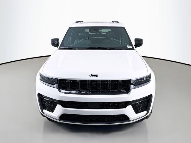 New 2026 Bright White Clear-Coat Exterior Paint Jeep Limited Reserve image 2