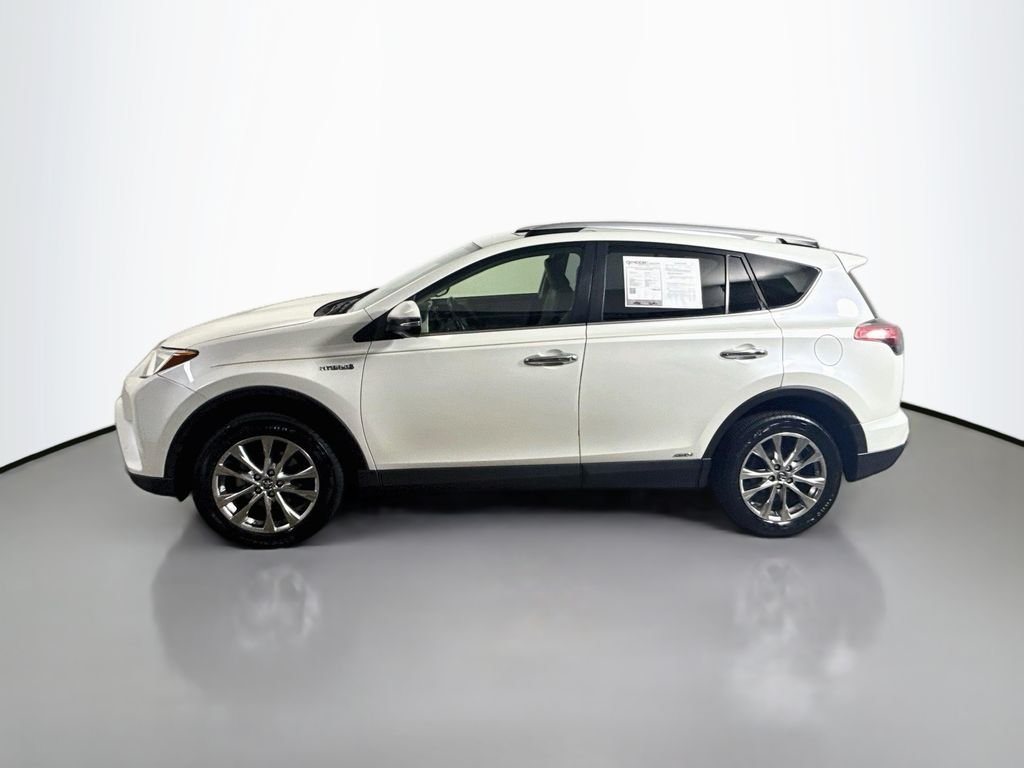 Used 2016 Blizzard Pearl Toyota Limited image 4