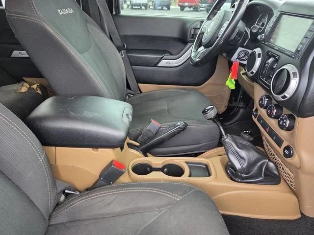 Used 2018 Black Jeep Unlimited Sahara image 30