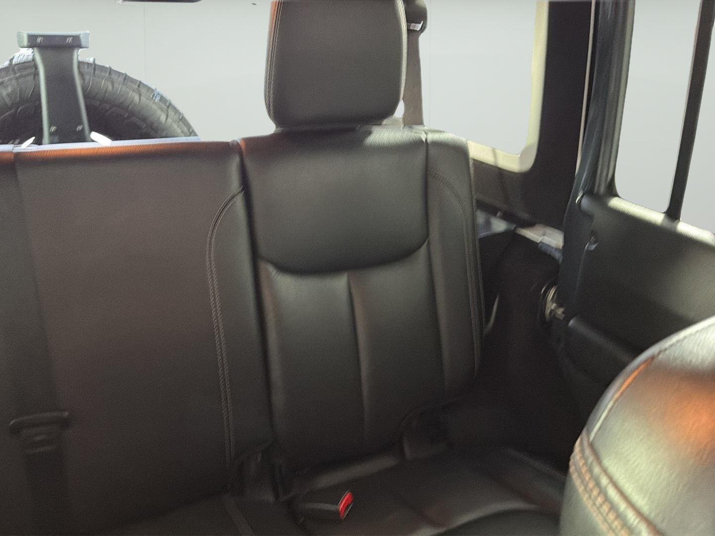 Used 2017 Rhino Clearcoat Jeep Rubicon Hard Rock image 29